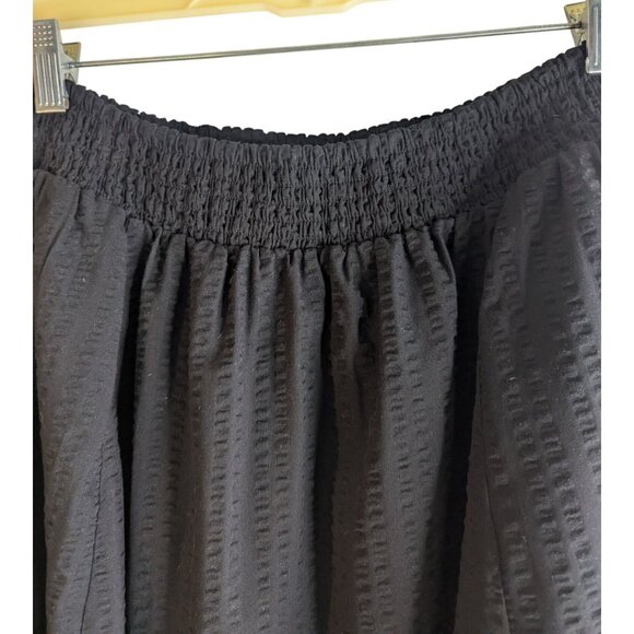Torrid Pull On Skirt Womens Sz 2/2XL Midi Seersucker Smocked Detail Flowy Chic - Picture 4 of 8